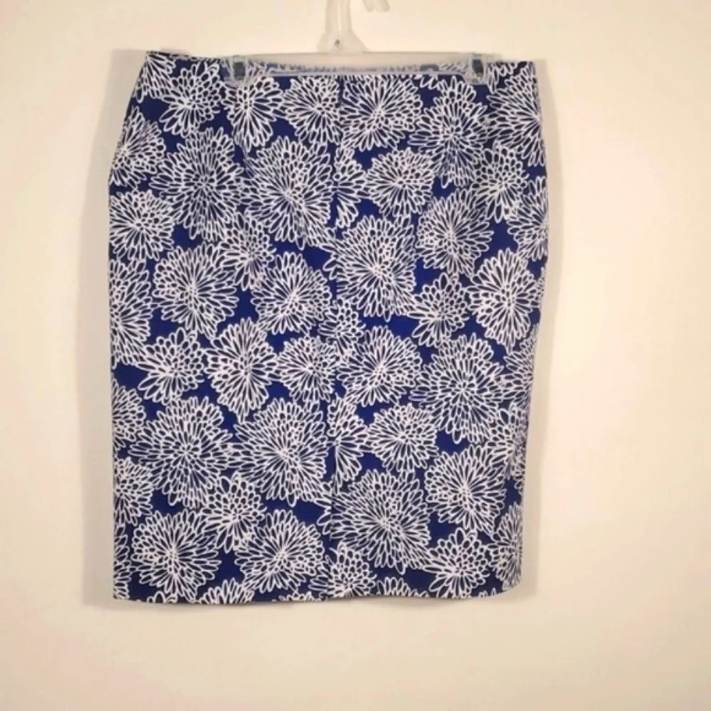 Liz Claiborne 14 Blue Floral A Line Skirt Workwear Midi